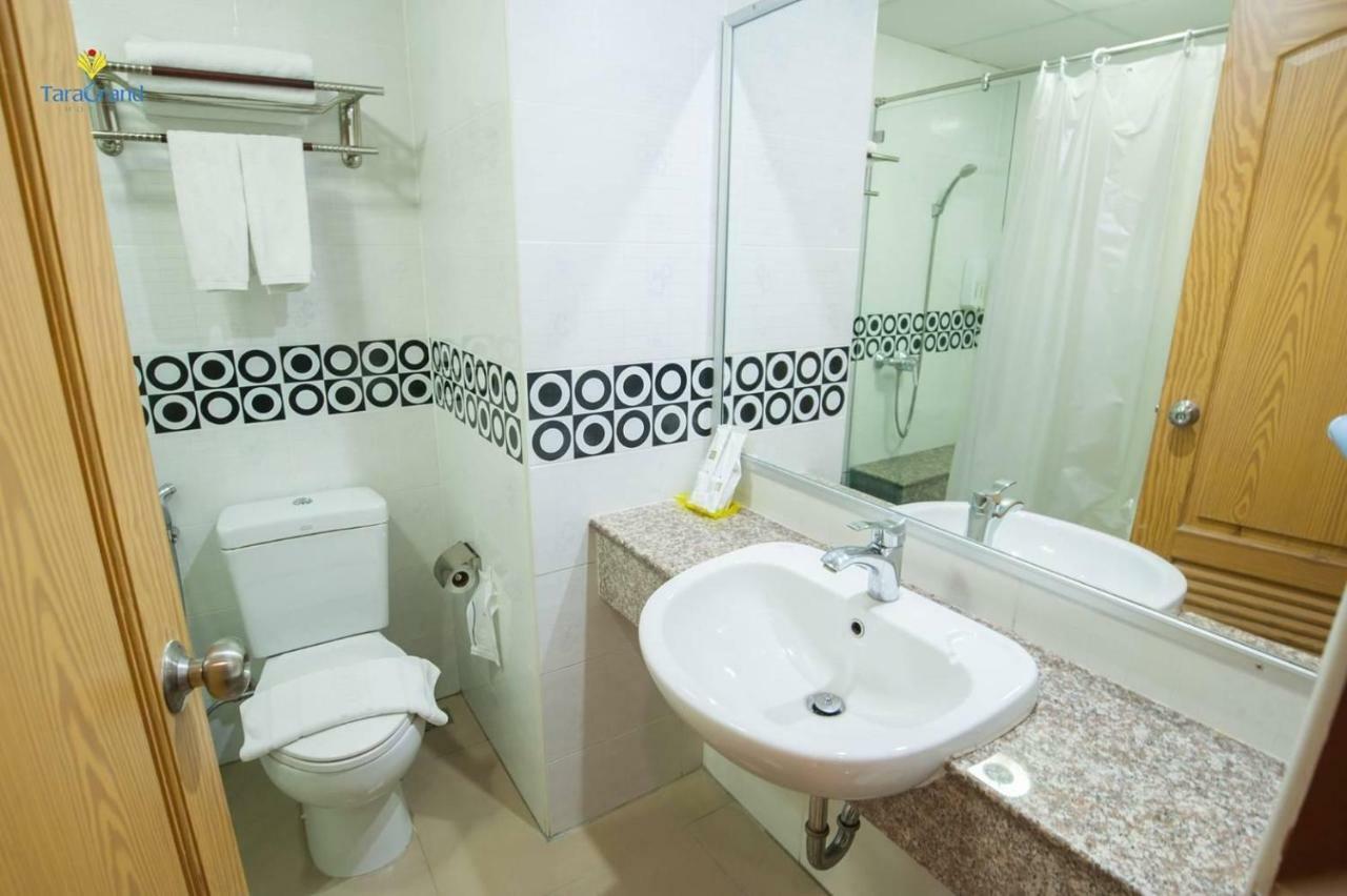 Taragrand Donmuang Airport Hotel Ban Rangsit Luaran gambar